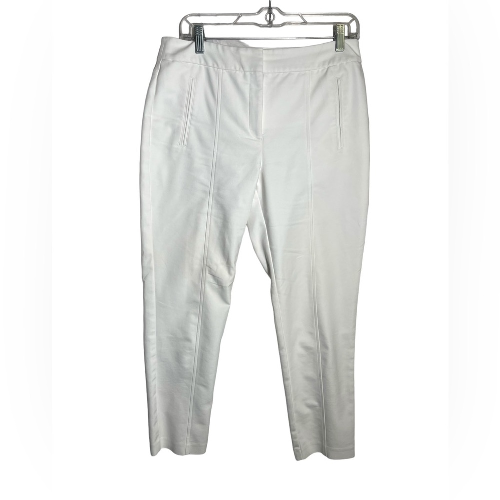 Chico’s pants size 6 So Slimming white cropped ankle pants PERFECT 🩷🩷